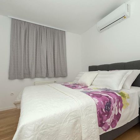 شقة Penthouse Jure ماكارسكا المظهر الخارجي الصورة